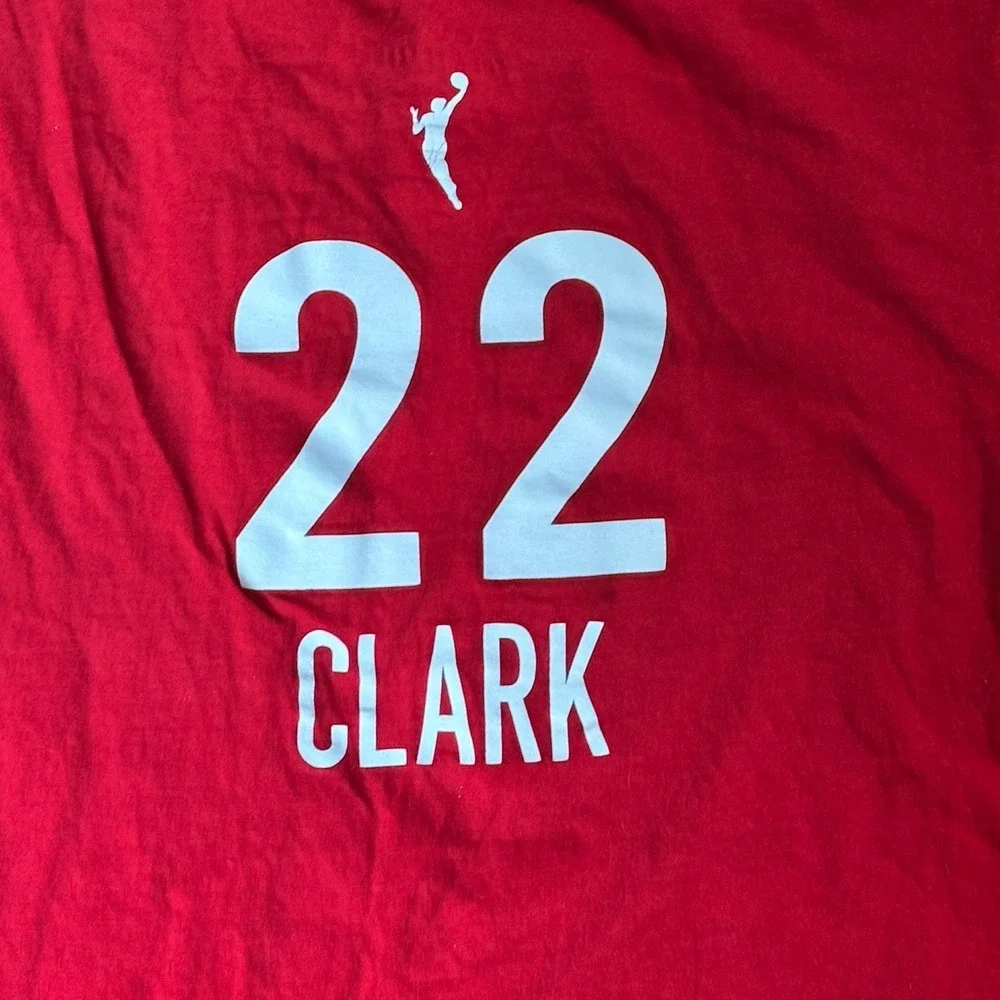 Nike Caitlin Clark #22 WNBA Indiana Fever Rebel Edition Sz XL Red Tee Shirt 🏀